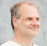 Dr. Ronald Kandelhard