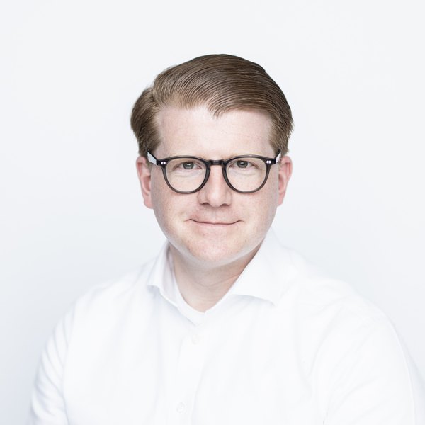 Dr. Florian Oppel