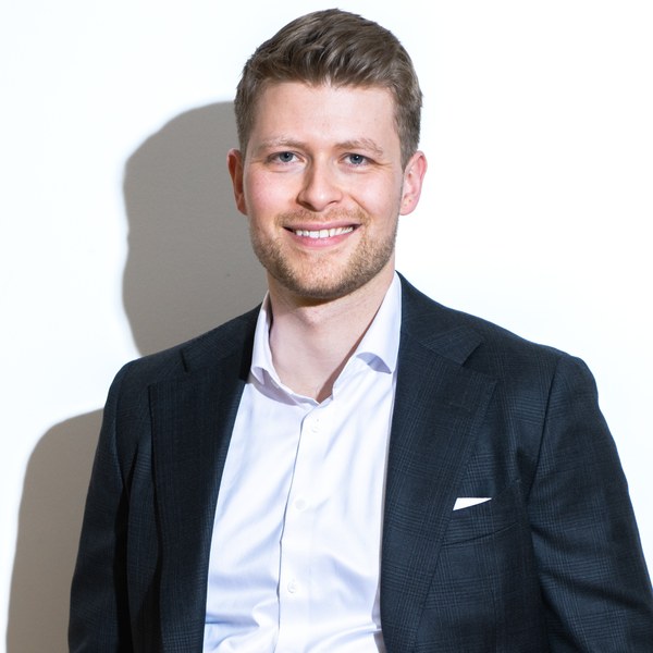Dr. Maximilian Schmittel