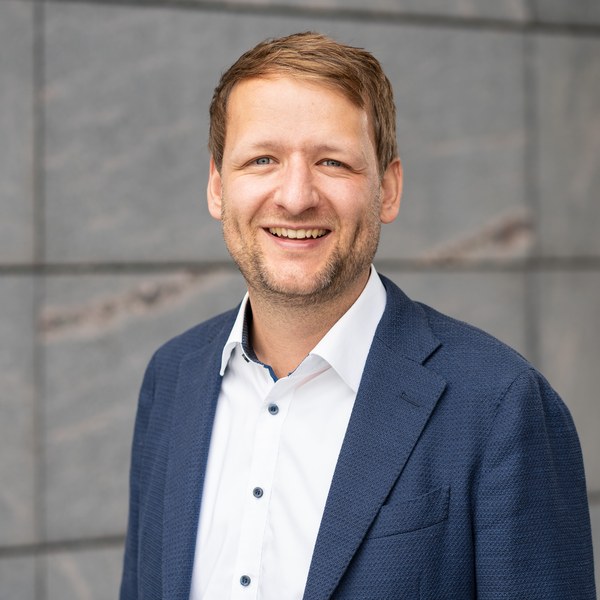 Prof. Dr. Nils Petersen