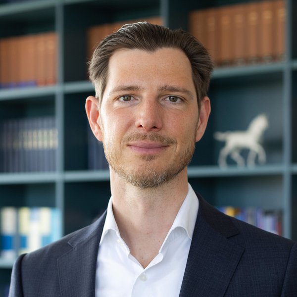Dr. Sebastian Berkefeld